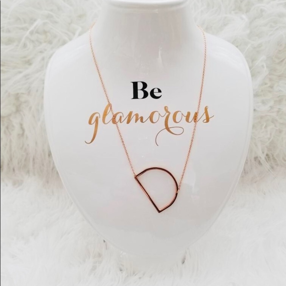 Large “D” Rose Gold Letter Initial Necklace 🎁